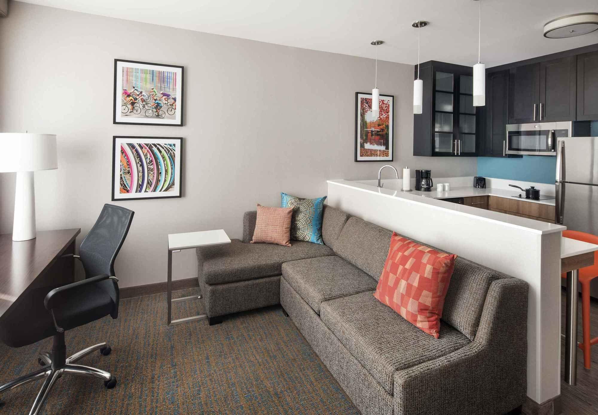 Residence Inn By Marriott Boston Watertown Esterno foto