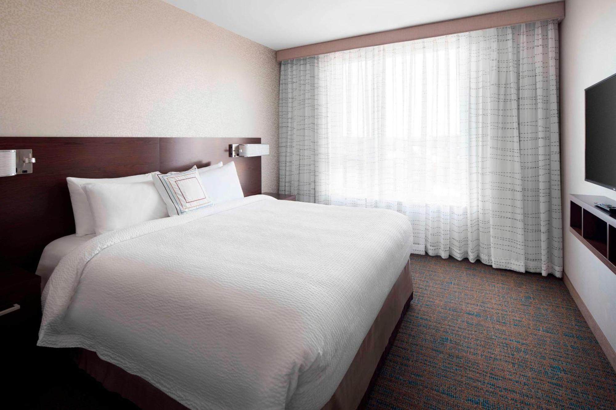 Residence Inn By Marriott Boston Watertown Esterno foto