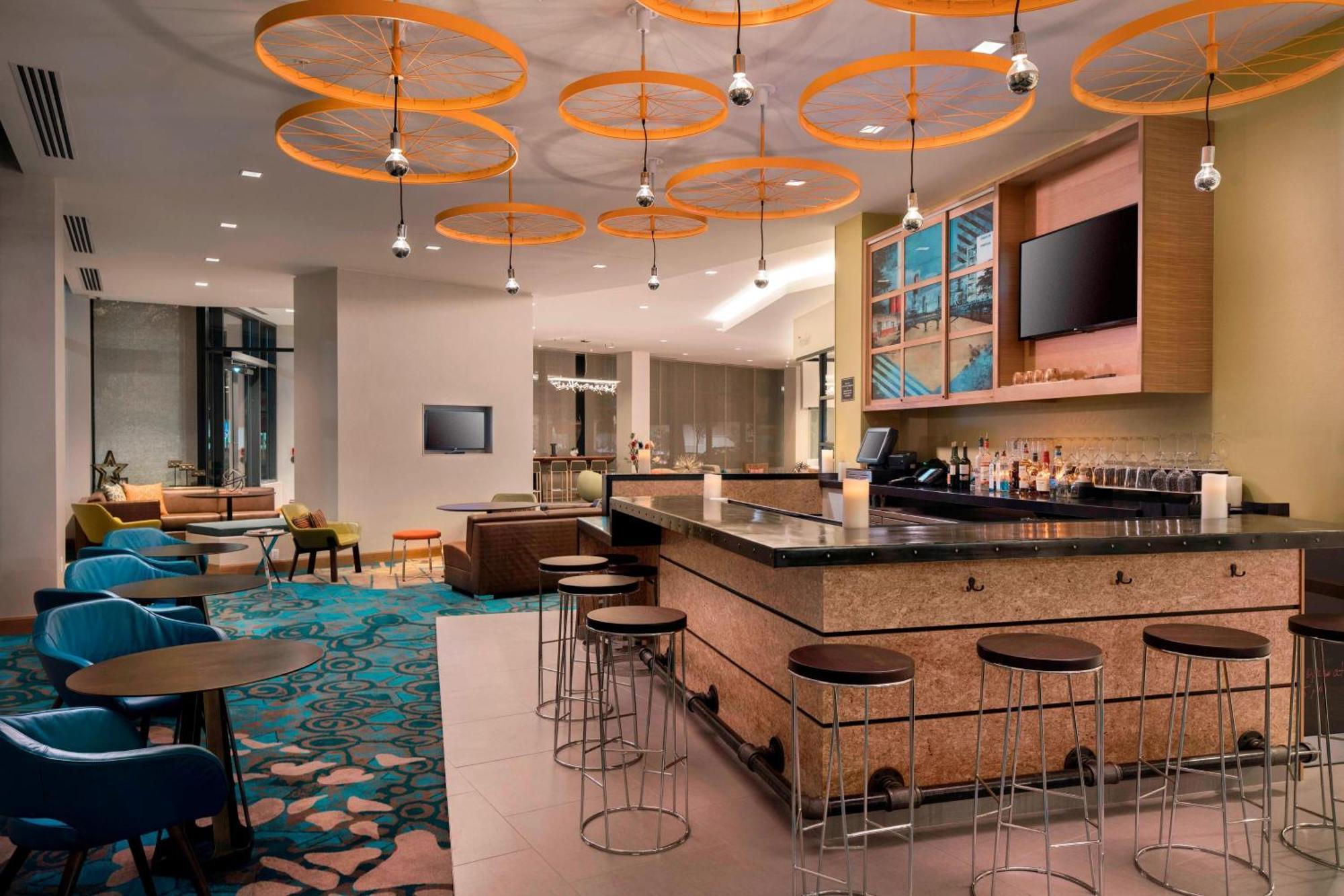 Residence Inn By Marriott Boston Watertown Esterno foto